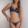 G-String van Zijde en Kant