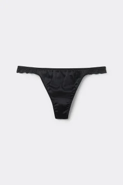 G-String van Zijde en Kant