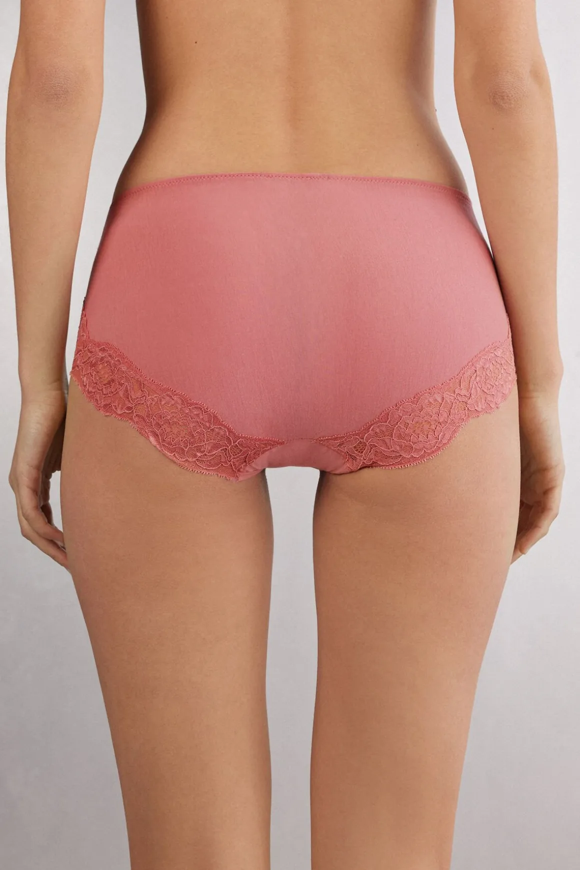 Hipster met Hoge Taille Embrace Simplicity