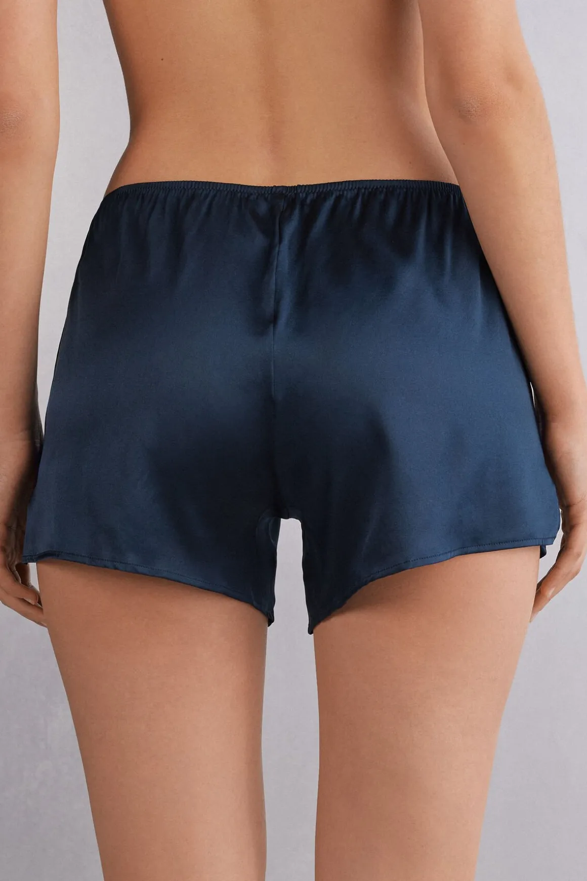 Korte Broek van Zijde
