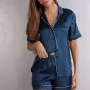 Korte Broek van Zijde met Biesje