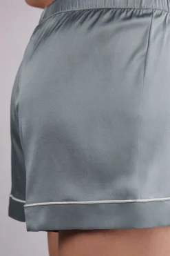 Korte Broek van Zijde met Biesje