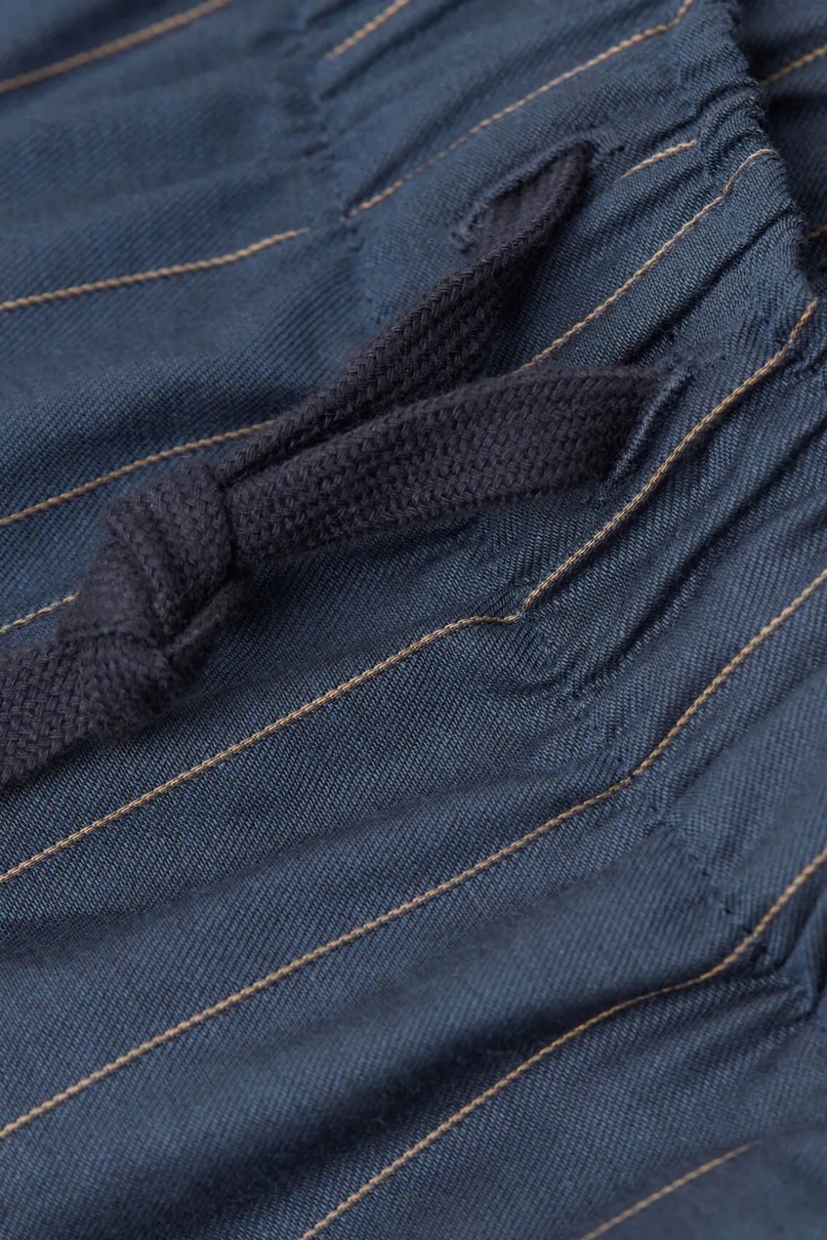 Lange Broek van Fijn Linnen met Krijtstreepprint