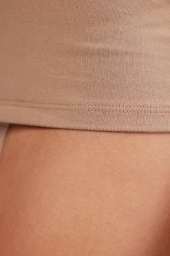 Modal top