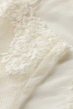 Pretty Flowers Body van Tule en Kant