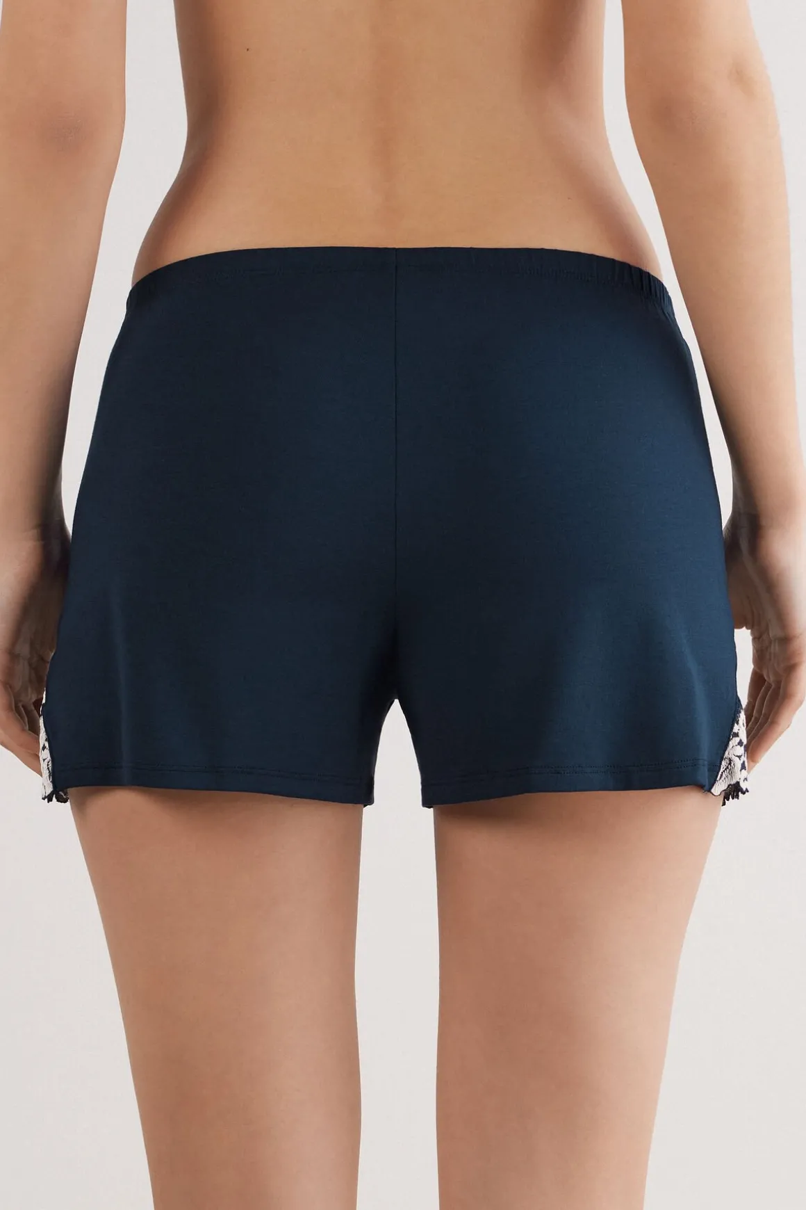Pretty Flowers Korte Broek in Modal
