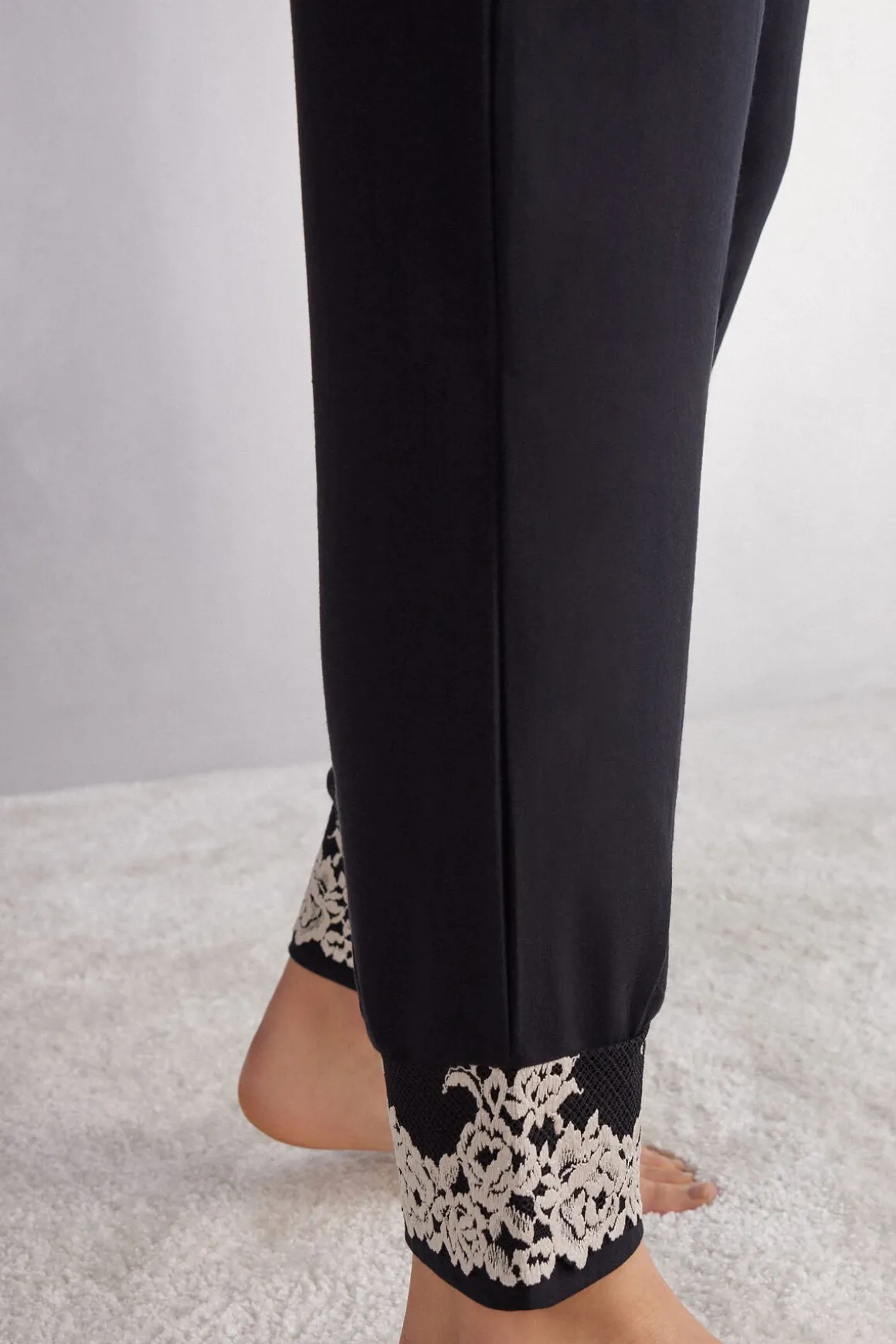 Pretty Flowers Lange Broek in Modal met Manchet