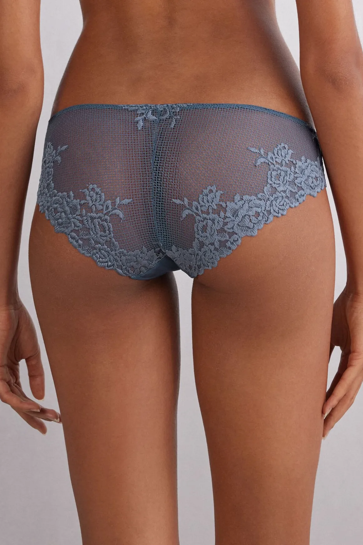 Pretty Flowers Slip