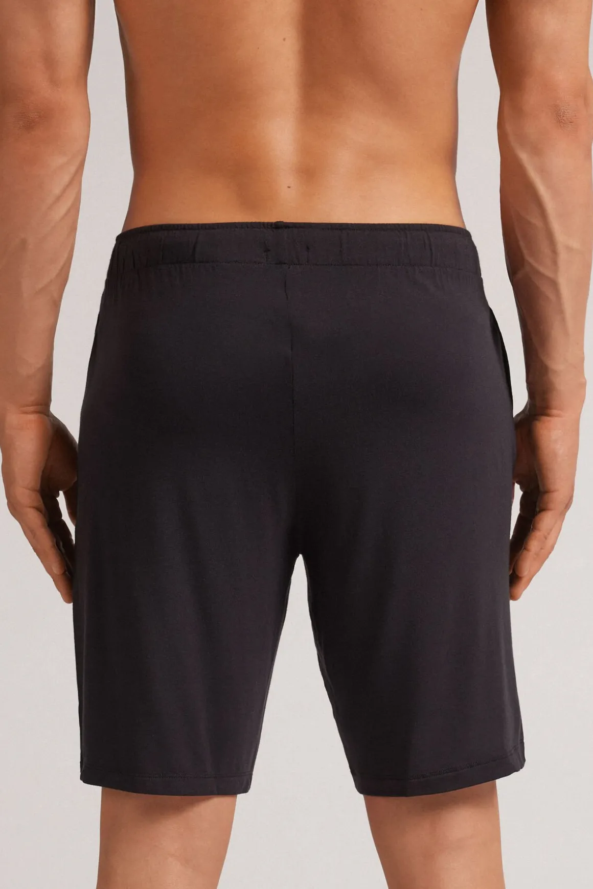 Shorts van Zijde en Modal