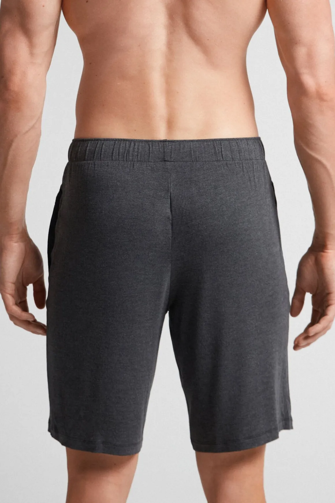 Shorts van Zijde en Modal