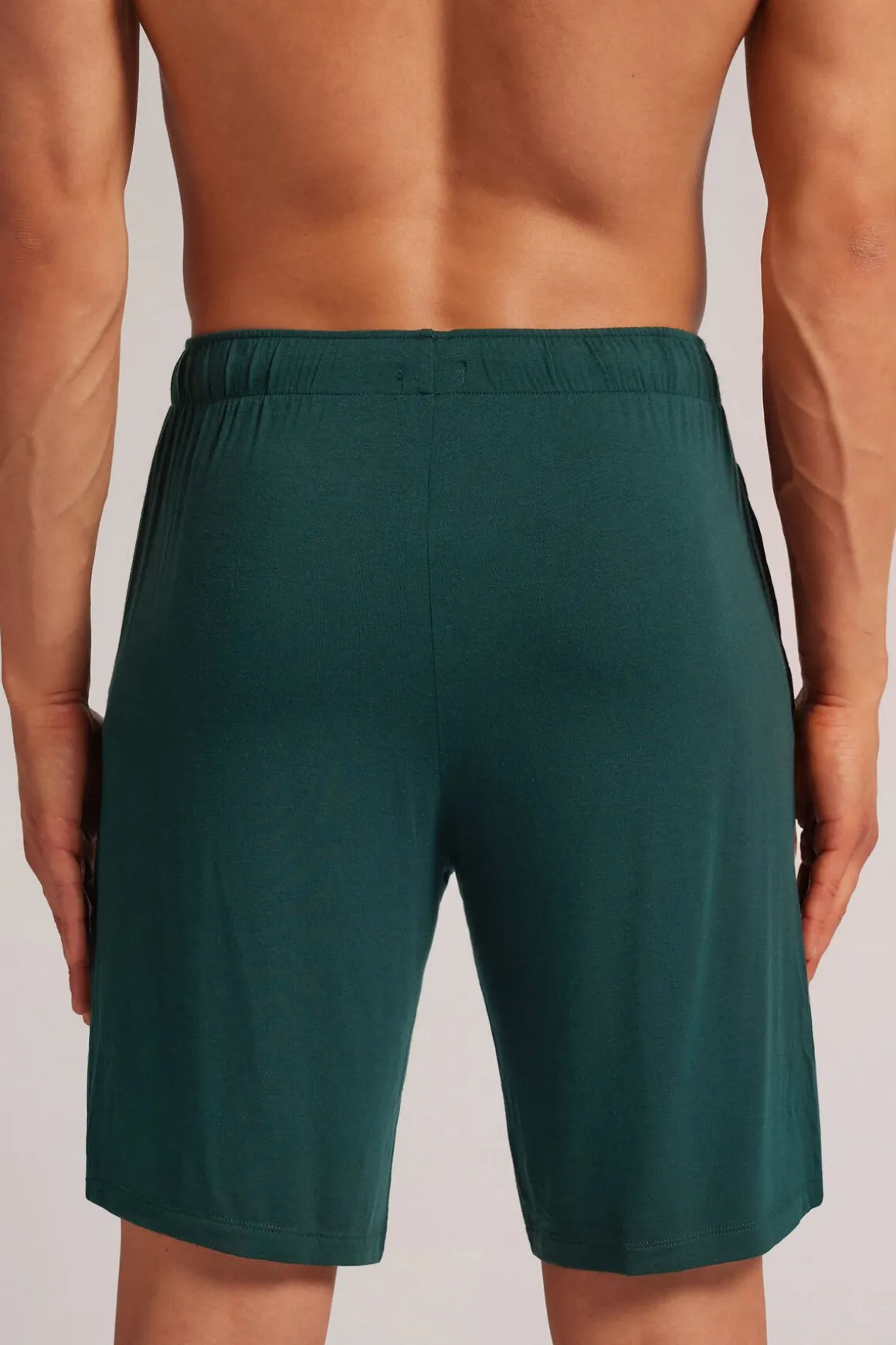 Shorts van Zijde en Modal