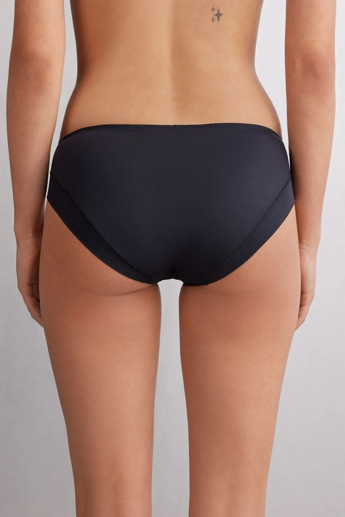 Slip Hypnotic Details