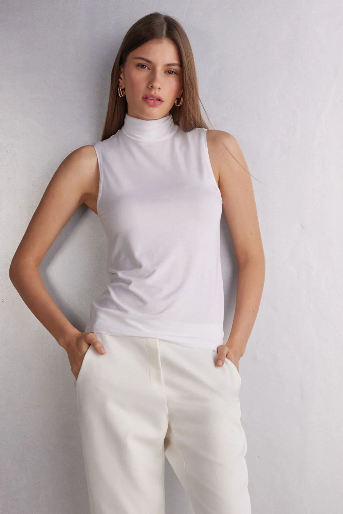 Tanktop met Hoge Hals in Micromodal