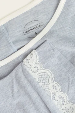 Top van Modal met Korte Mouwen en Kanten Detail