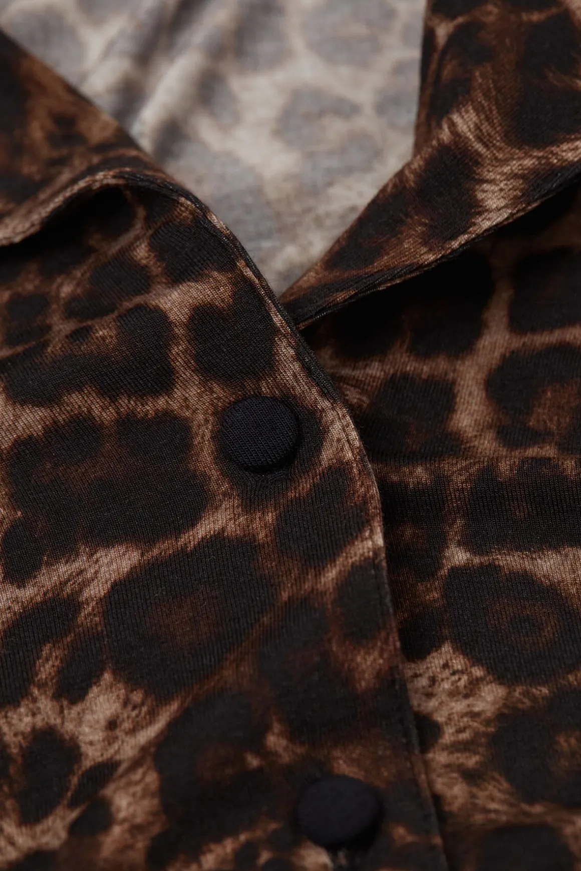 Trui met Lange Mouwen en Open Voorkant van Modal Luxurious Leopard